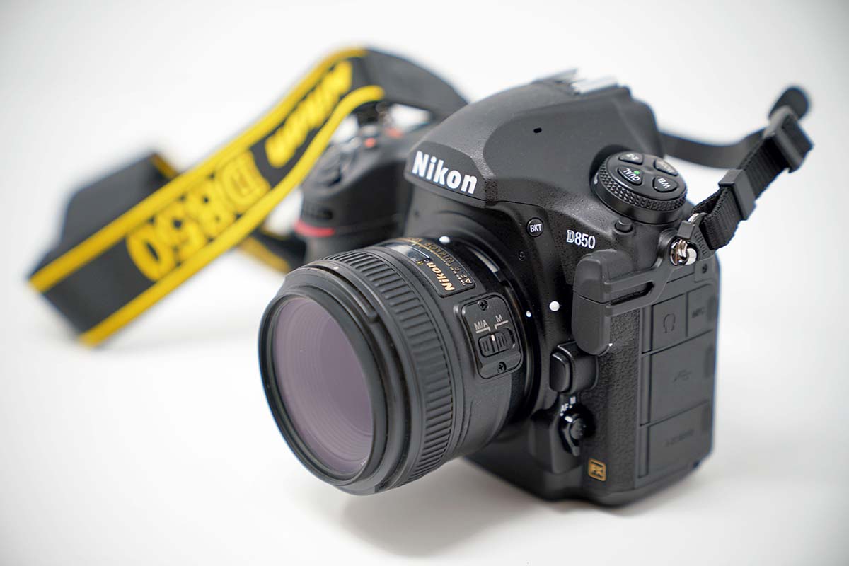 Nikon D850 (side angle)